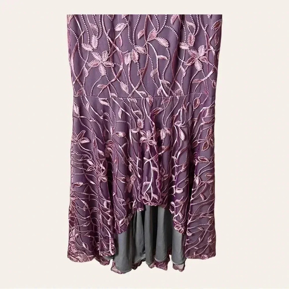 0459W. Js COLLECTION FORMAL DRESSS PINK AND LAVENDER IN COLOR SIZE 2 - Picture 8 of 15